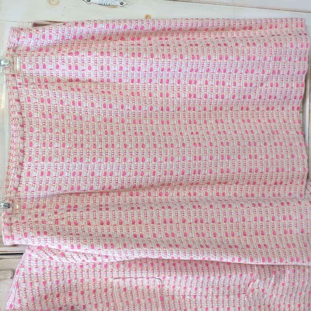 Vintage, J. G. Hook, Pink And Cream Tweed Two Piece Power Suit. Size 14 - Picture 3 of 13